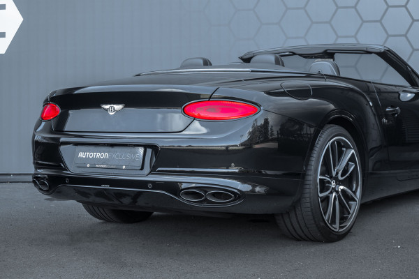 Bentley Continental GTC 4.0 V8 MULLINER | NAIM AUDIO | DIAMOND QUILTING SPEC. | TOURING+CITY SPEC. | ROTATING DISPLAY | CARBON INTERIOR | HEAD-UP | BLAC WINDSCHERM | ZWART DAK | DYNAMIC RIDE | CHROME PINSTRIPE INTERIOR | EMBLEMEN IN HOOFDSTEUNEN | ETC.