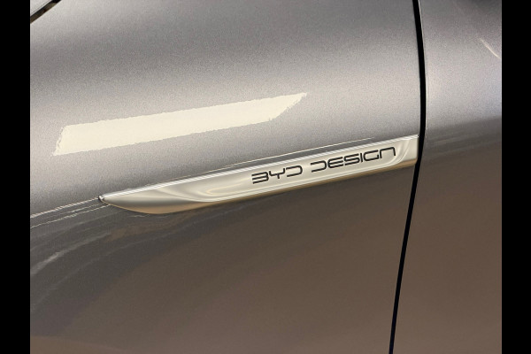 BYD ATTO 3 Design 60 kWh 420KM SoH 94% BTW PANO NAVI LED ADAPTIVE CRUISE CLIMATE LEDER PDC