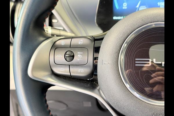 BYD ATTO 3 Design 60 kWh 420KM SoH 94% BTW PANO NAVI LED ADAPTIVE CRUISE CLIMATE LEDER PDC