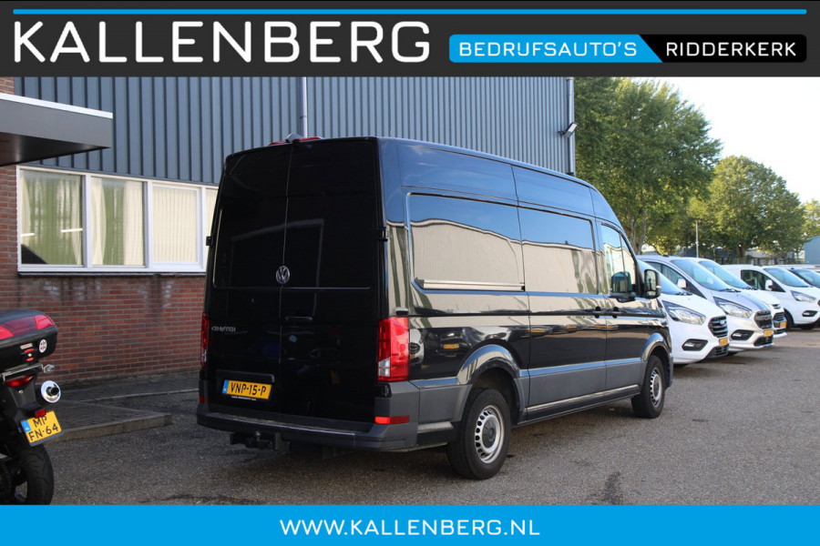 Volkswagen Crafter 35 2.0 TDI L3H3 177PK Automaat / Camera / App Connect / 3 zits