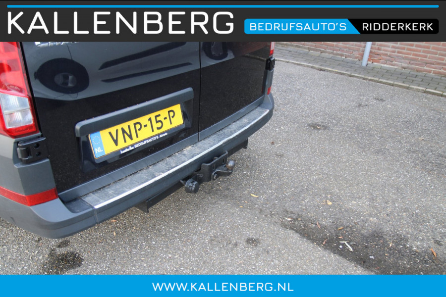 Volkswagen Crafter 35 2.0 TDI L3H3 177PK Automaat / Camera / App Connect / 3 zits