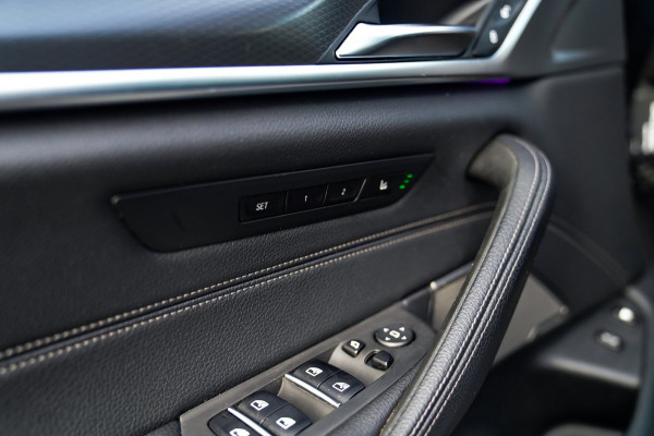 BMW 5 Serie 545e xDrive High Executive | Harman/Kardon | Laser LED | HuD | Facelift | Softclose | Panorama | Alcantara | Massage