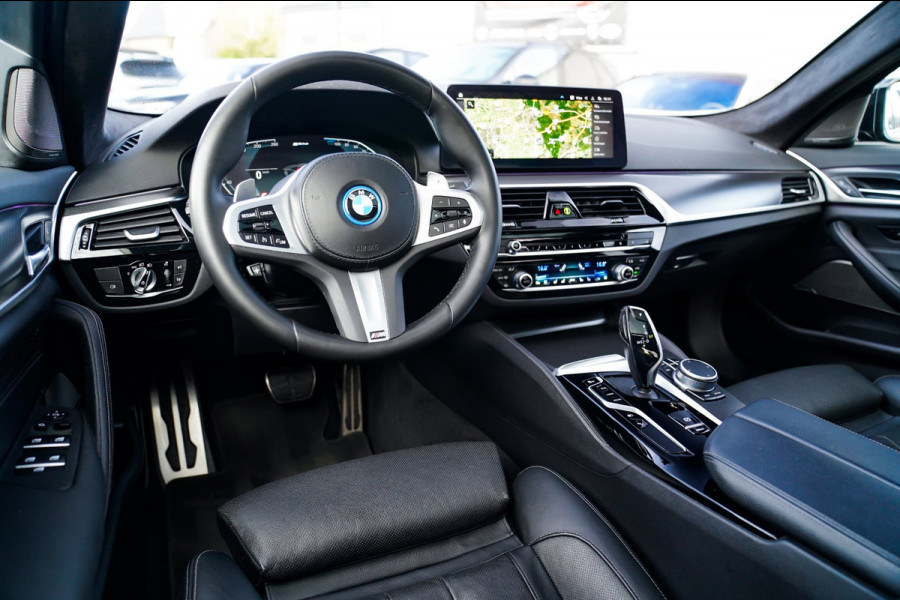 BMW 5 Serie 545e xDrive High Executive | Harman/Kardon | Laser LED | HuD | Facelift | Softclose | Panorama | Alcantara | Massage