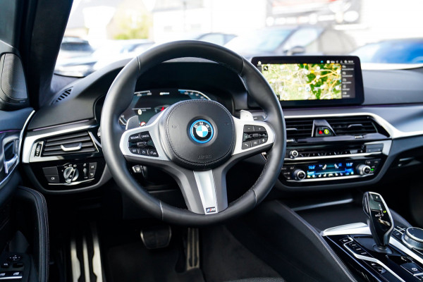 BMW 5 Serie 545e xDrive High Executive | Harman/Kardon | Laser LED | HuD | Facelift | Softclose | Panorama | Alcantara | Massage