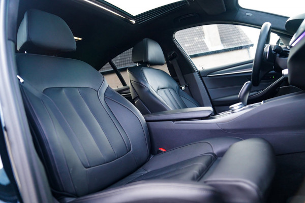BMW 5 Serie 545e xDrive High Executive | Harman/Kardon | Laser LED | HuD | Facelift | Softclose | Panorama | Alcantara | Massage