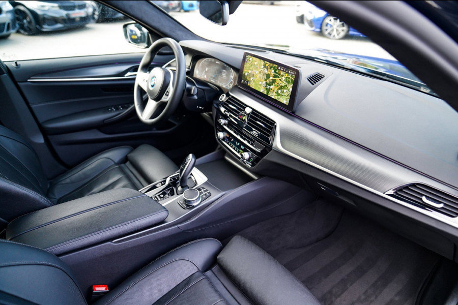 BMW 5 Serie 545e xDrive High Executive | Harman/Kardon | Laser LED | HuD | Facelift | Softclose | Panorama | Alcantara | Massage