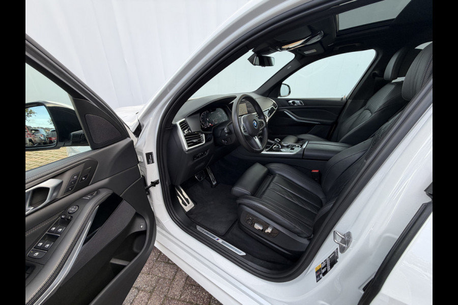 BMW X5 xDrive45e High Executive M-Sport 4WS Pano 22Inch HUD Elek.Trekhaak 98% SOH VOL!