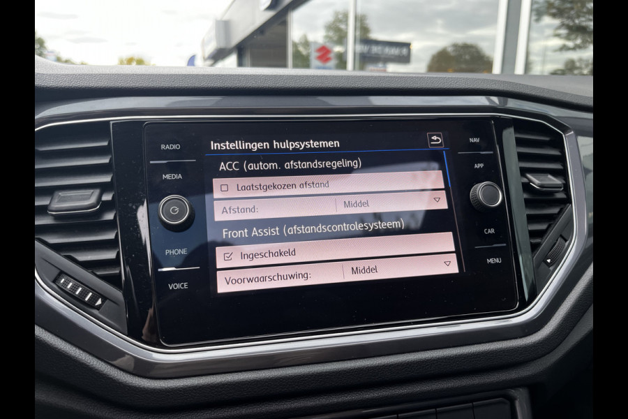 Volkswagen T-Roc 2.0 TSI 4Motion Sport Business R 190pk Automaat | Panoramadak | Adapt. Cruise | Afn. trekhaak | Dodehoek | Elektr. klep | Winter Pack | etc. etc.