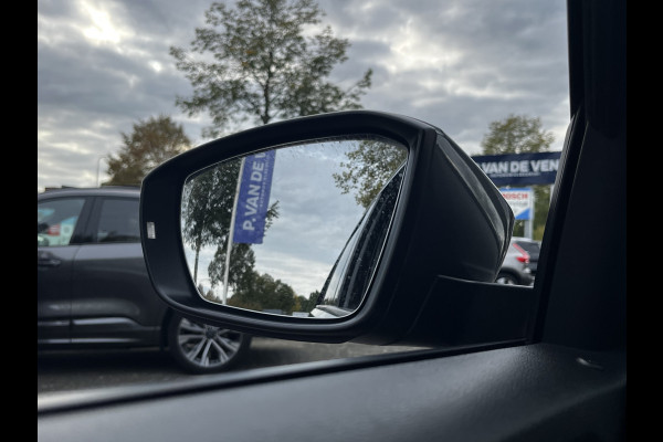 Volkswagen T-Roc 2.0 TSI 4Motion Sport Business R 190pk Automaat | Panoramadak | Adapt. Cruise | Afn. trekhaak | Dodehoek | Elektr. klep | Winter Pack | etc. etc.