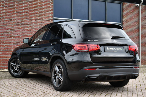 Mercedes-Benz GLC 300e 4M AMG Pano Luchtv Distr HUD Massage-ventilatie Memory 360 Night