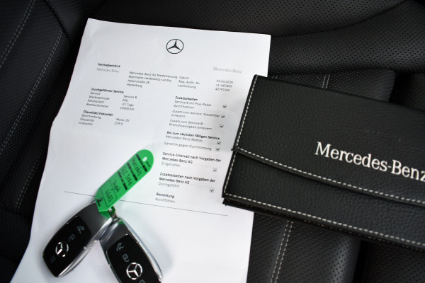 Mercedes-Benz GLC 300e 4M AMG Pano Luchtv Distr HUD Massage-ventilatie Memory 360 Night