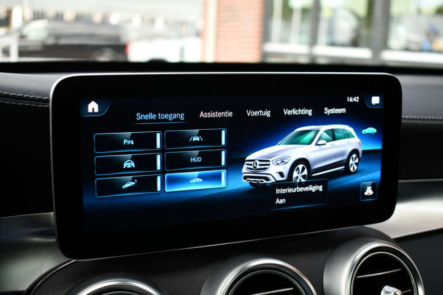 Mercedes-Benz GLC 300e 4M AMG Pano Luchtv Distr HUD Massage-ventilatie Memory 360 Night