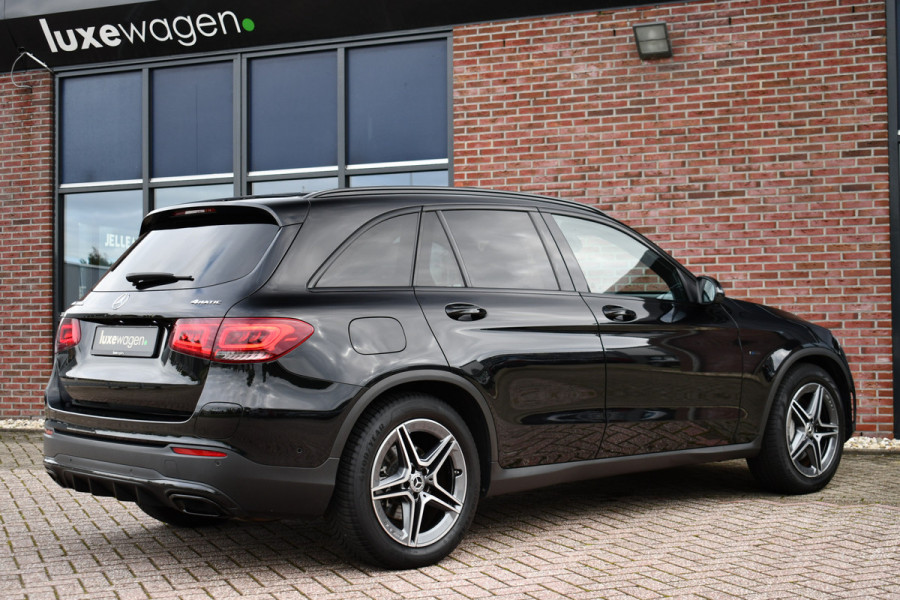 Mercedes-Benz GLC 300e 4M AMG Pano Luchtv Distr HUD Massage-ventilatie Memory 360 Night