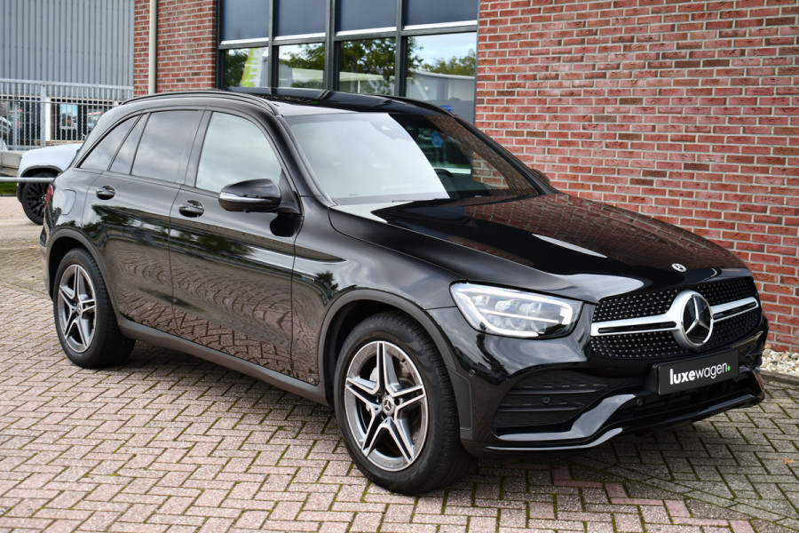 Mercedes-Benz GLC 300e 4M AMG Pano Luchtv Distr HUD Massage-ventilatie Memory 360 Night