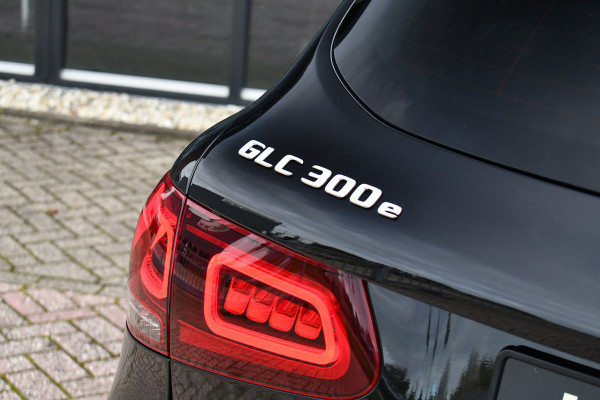 Mercedes-Benz GLC 300e 4M AMG Pano Luchtv Distr HUD Massage-ventilatie Memory 360 Night
