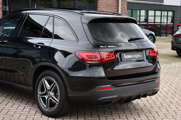 Mercedes-Benz GLC 300e 4M AMG Pano Luchtv Distr HUD Massage-ventilatie Memory 360 Night
