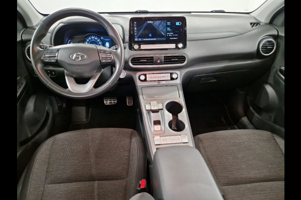 Hyundai Kona EV Comfort 64 kWh SOH 95% | Automaat | Achteruitrijcamera | parkeersensoren voor- en achter |