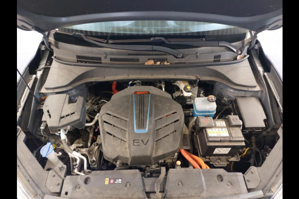 Hyundai Kona EV Comfort 64 kWh SOH 95% | Automaat | Achteruitrijcamera | parkeersensoren voor- en achter |