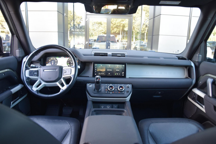 Land Rover Defender 110 2.0 P400e 110 X-Dynamic SE