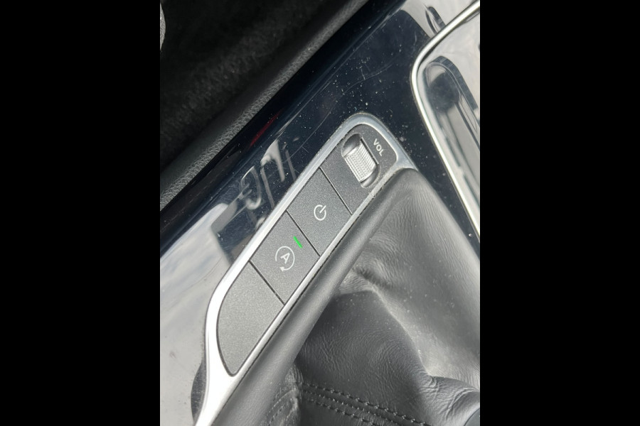 Mercedes-Benz C-Klasse 180 Advantage Pack UNIEK LAGE KM!!