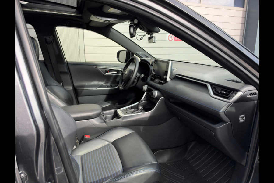 Toyota RAV4 2.5 Hybrid Bi-Tone PANO NAP CAMERA APK