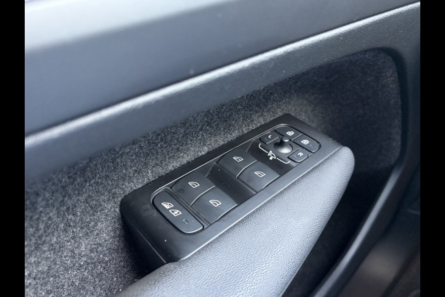 Volvo XC40 Recharge Plus SOH 95% Warmtepomp Elek.Trekhaak Stoelverw Carplay Orig.NL 100% Elektrisch!