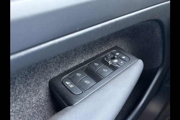 Volvo XC40 Recharge Plus SOH 95% Warmtepomp Elek.Trekhaak Stoelverw Carplay Orig.NL 100% Elektrisch!