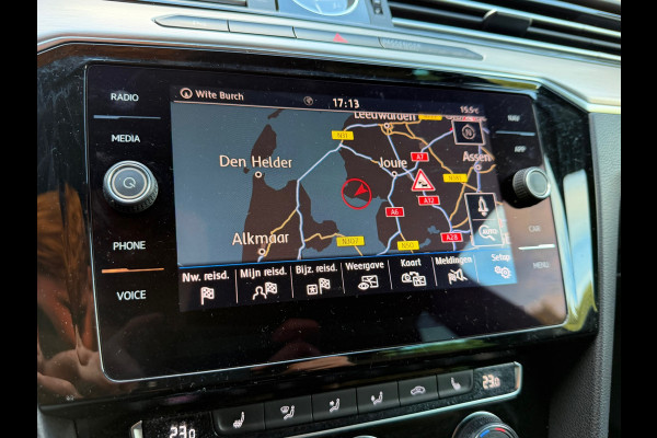 Volkswagen Passat Variant 1.6 TDI Highline Business R | Navi + Cruise control Nu € 10.275 Inclusief BTW,- !!!