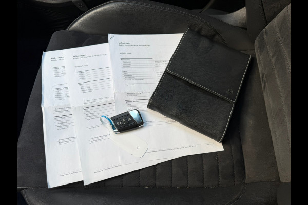 Volkswagen Passat Variant 1.6 TDI Highline Business R | Navi + Cruise control Nu € 10.275 Inclusief BTW,- !!!