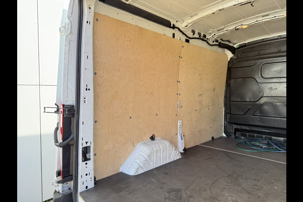 Ford E-Transit e-Transit 68kWh 184PK