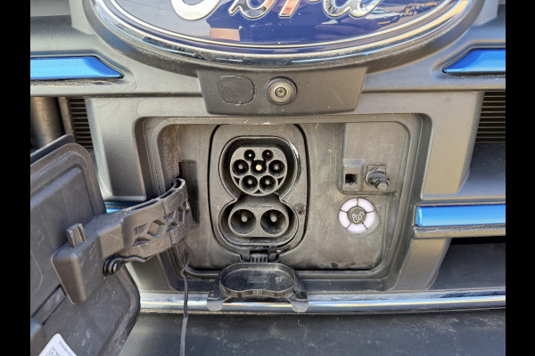 Ford E-Transit e-Transit 68kWh 184PK
