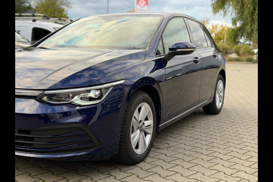 Volkswagen Golf 1.0 eTSI Life Business Automaat (BOVAG/RIJKLAARPRIJS)