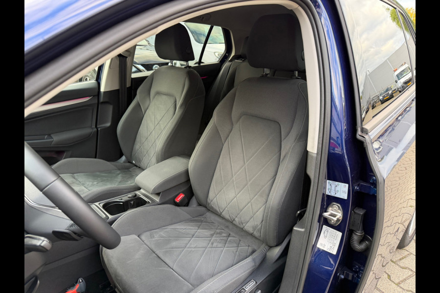 Volkswagen Golf 1.0 eTSI Life Business Automaat (BOVAG/RIJKLAARPRIJS)