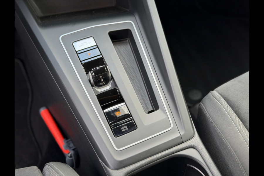 Volkswagen Golf 1.0 eTSI Life Business Automaat (BOVAG/RIJKLAARPRIJS)