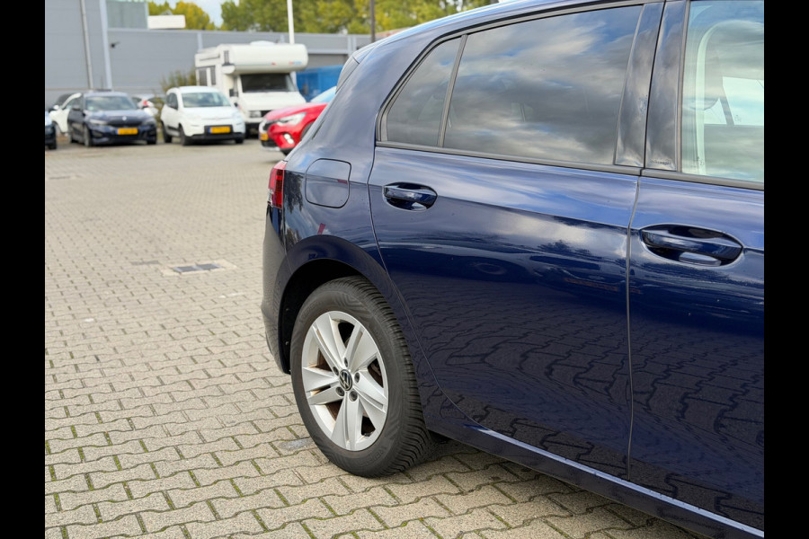 Volkswagen Golf 1.0 eTSI Life Business Automaat (BOVAG/RIJKLAARPRIJS)
