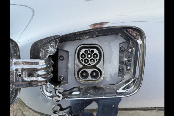 Maxus T90 89kWh 177PK Elektrisch Pickup 471km WLTP 93.4% (SOH) Snelladen LED Climate control Carplay Camera Elektrisch verstelbare lederen