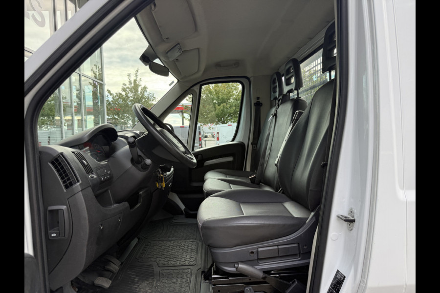 Peugeot Boxer 335 2.2 BlueHDi 165 L4 Pick-up | Open laadbak | Trekhaak 3.5T | Cruisec. | Airco