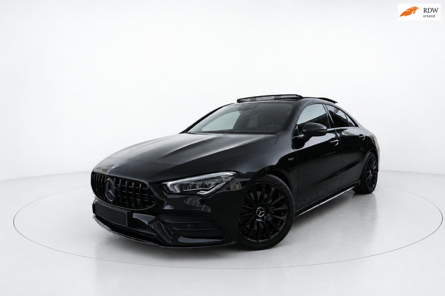 Mercedes-Benz CLA-Klasse 200 AMG NIGHT PANO SFEER MEMORY