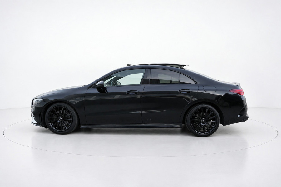 Mercedes-Benz CLA-Klasse 200 AMG NIGHT PANO SFEER MEMORY