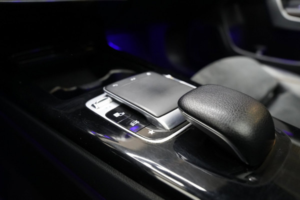 Mercedes-Benz CLA-Klasse 200 AMG NIGHT PANO SFEER MEMORY