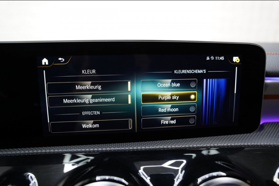 Mercedes-Benz CLA-Klasse 200 AMG NIGHT PANO SFEER MEMORY