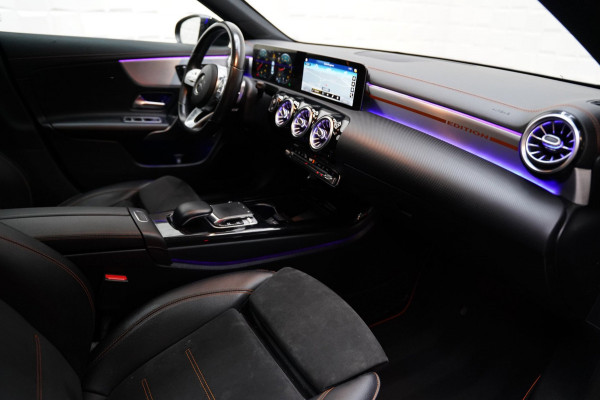 Mercedes-Benz CLA-Klasse 200 AMG NIGHT PANO SFEER MEMORY