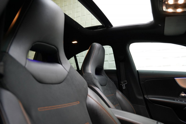 Mercedes-Benz CLA-Klasse 200 AMG NIGHT PANO SFEER MEMORY