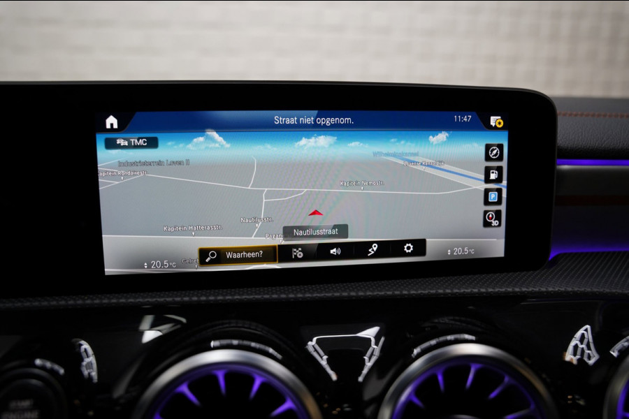 Mercedes-Benz CLA-Klasse 200 AMG NIGHT PANO SFEER MEMORY