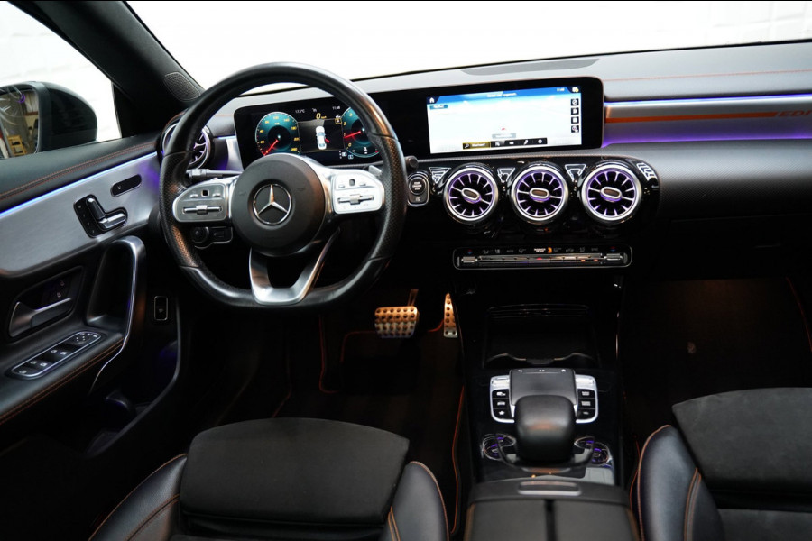 Mercedes-Benz CLA-Klasse 200 AMG NIGHT PANO SFEER MEMORY