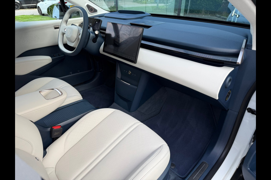 ZEEKR X RWD Long Range 69 kWh - Automaat - Panodak - Leder - Navi - Org.NL