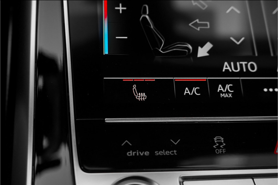 Audi Q7 55 TFSI e Quattro Pro Line S Pano Luchtvering Bose Trekhaak