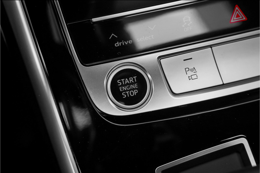 Audi Q7 55 TFSI e Quattro Pro Line S Pano Luchtvering Bose Trekhaak
