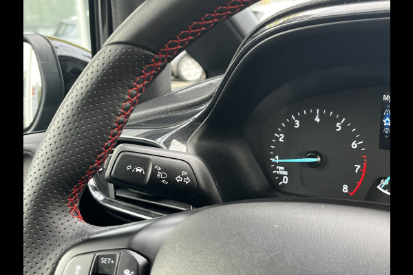 Ford Fiesta 1.0 EcoBoost ST-Line 100pk/74kW 6-bak | Adapt. Cruise | Winter Pack | Trekhaak |