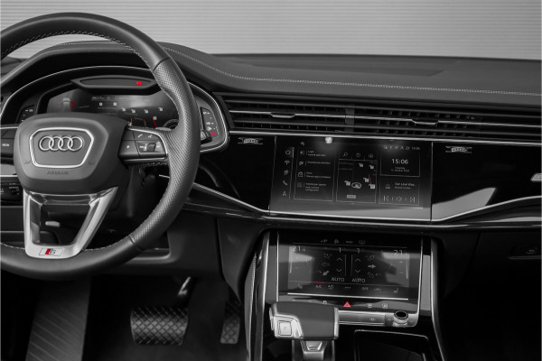 Audi Q7 55 TFSI e Quattro Pro Line S Pano Luchtvering Bose Trekhaak